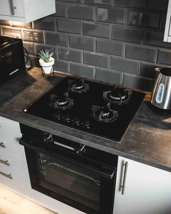 Comfortable Home In Bolton Farnworth Екстер'єр фото